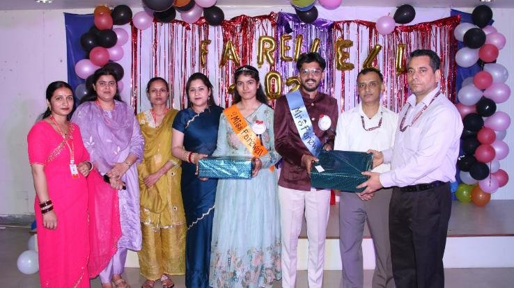 Solan: IEC University organized a grand farewell ceremony for final year BCA students.