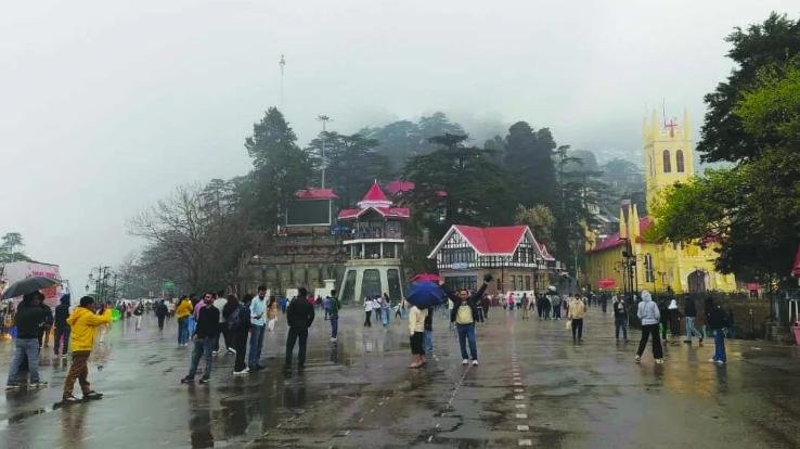 Himachal Pradesh is expected to receive rain for three days; find out when the western disturbance will become active.