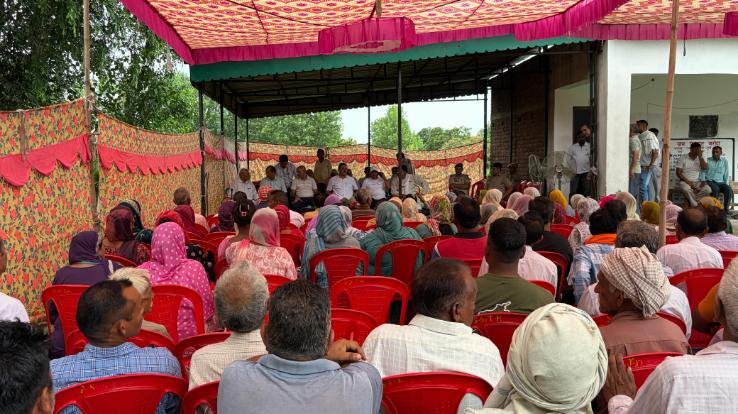 Kangra: Malendra Rajan visits Barota Panchayat.