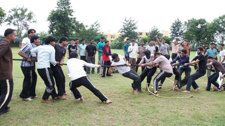 Solan: Athletes showcase their prowess at IEC University on National Sports Day; grand event held.