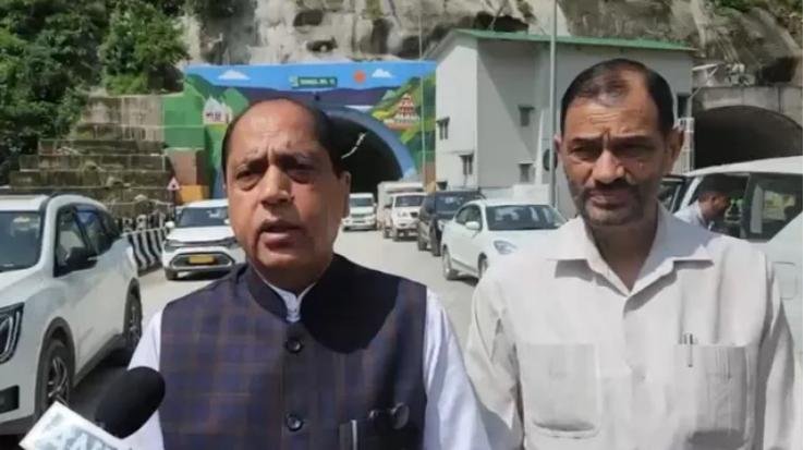 Two tunnels on the Manali highway are ready; trial runs conducted for the Dayod and Hanogi tunnels. NHAI officials and Jairam Thakur inspected the sites—when will vehicles start plying?