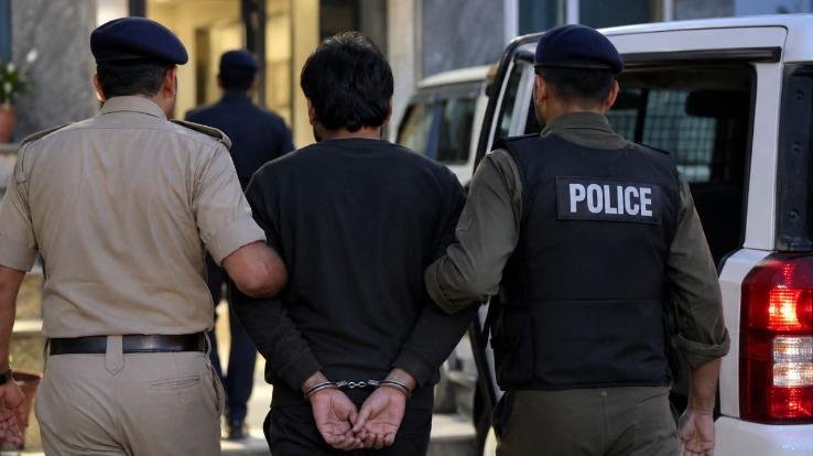 A tailor from Hamirpur was detained on suspicion of suspicious activities; Sadar police station acted on inputs from a central investigating agency.