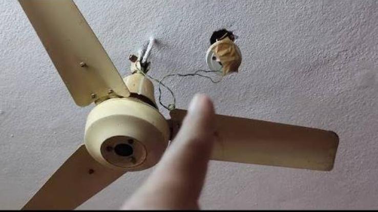 Electricity board foreman dies by suicide in Barota; body found in room