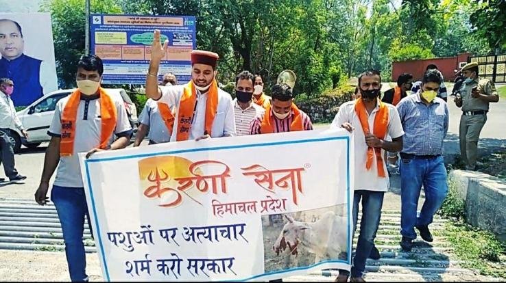 पशुओं पर अत्याचार शर्म करो सरकार : करणी सेना 