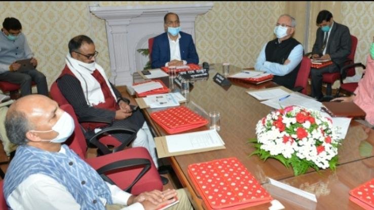 राज्य सरकार प्राथमिक कृषि सहकारी समितियों को बहुद्देश्यीय सेवा केंद्र बनाने पर कर रही है विचार