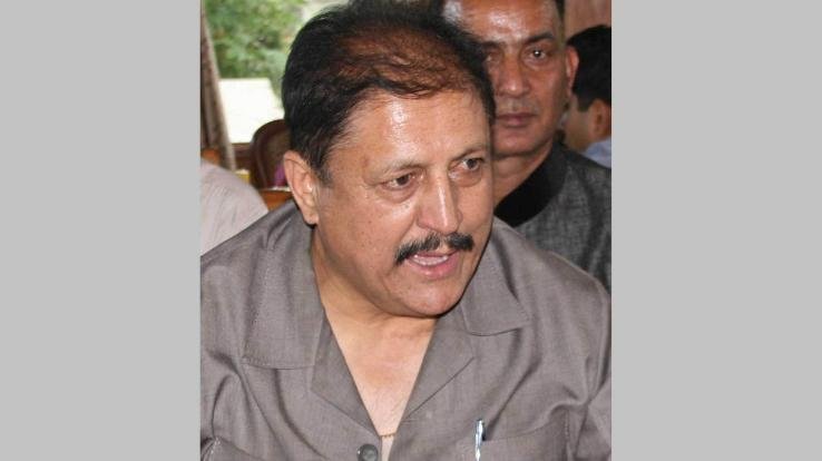 प्रदेश में सब्जियों और फलों का सीजन शुरू, लेकिन हाथ पर हाथ धरे बैठी प्रदेश सरकार : रामलाल ठाकुर