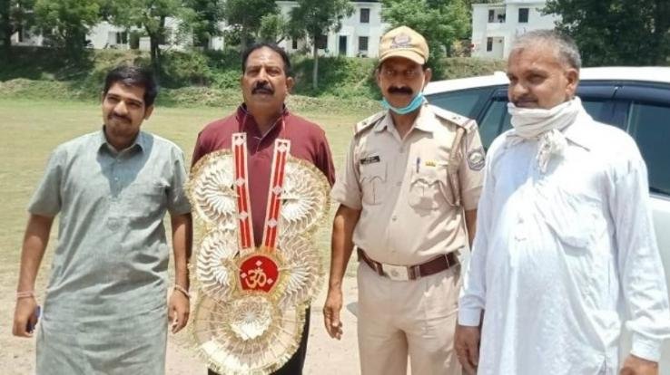 हिमाचल का नाम रौशन करने वाले पूर्व हॉकी स्टार देवेंद्र ठाकुर पुलिस विभाग से हुए सेवानिवृत