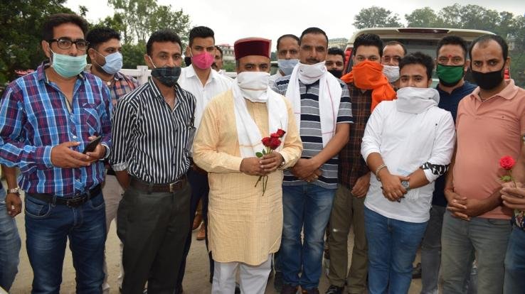 जन्म दिवस की शुभकामनाओं पर डॉ. सैजल बोले... THANKYOU 