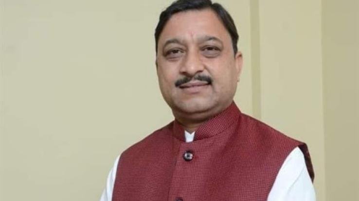 कुनिहार भाजपा ने सांसद सुरेश कश्यप को प्रदेश भाजपा अध्यक्ष बनने पर दी बधाई 