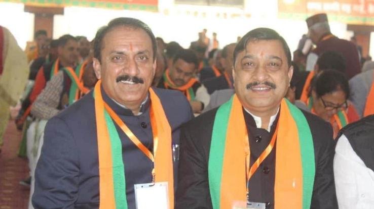 पूर्व विधायक बलदेव तोमर ने संसद सुरेश कश्यप को दी बधाई