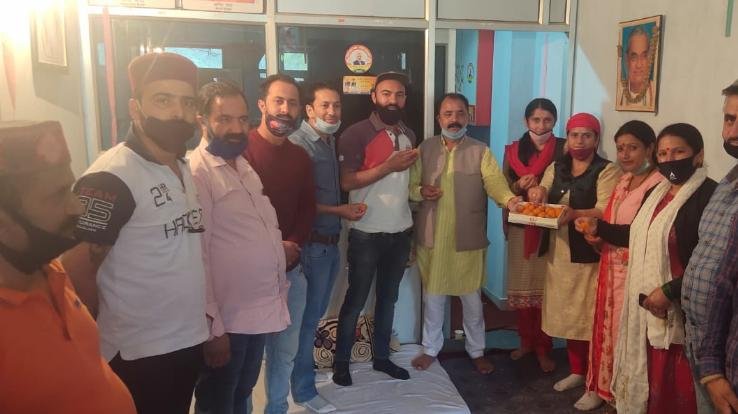प्रदेशाध्यक्ष के रूप में सुरेश कश्यप की ताजपोशी पर रोहड़ू भाजपा ने जताई प्रसन्नता