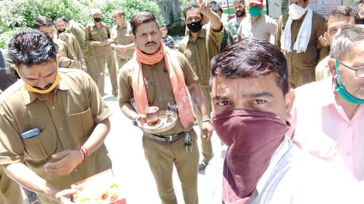 एचआरटीसी रामपुर के कर्मचारियों ने मनाया मजदूर संघ का 66वां स्थापना दिवस
