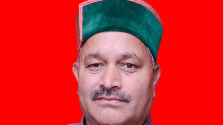 सेब सीजन शुरू पर संपर्क सड़कों की हालत खस्ता : मोहन लाल ब्राक्टा