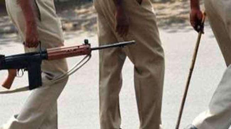 अंतरराज्यीय सीमाओं पर सुरक्षाकर्मी तैनात 