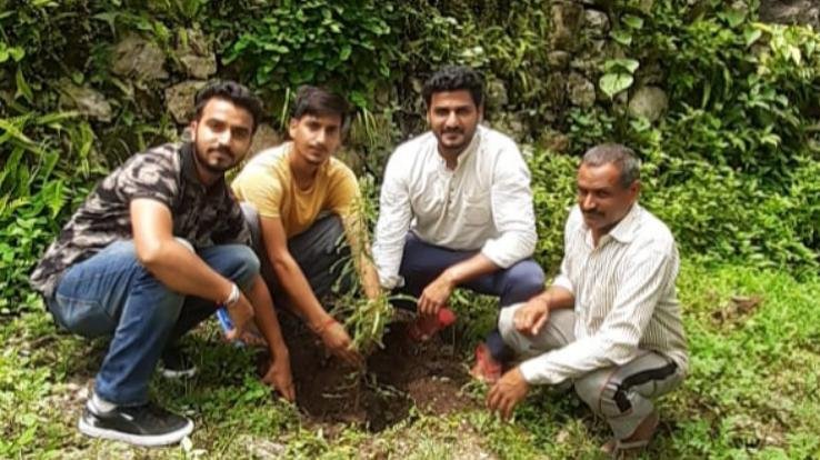 भावी पीढ़ी के लिए स्वच्छ पर्यावरण उपलब्ध करवाना हमारी जिम्मेवारी : रोहित ठाकुर