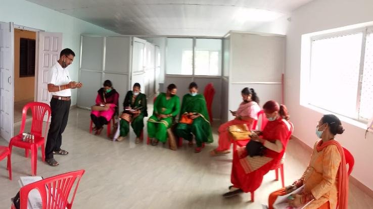 जल शक्ति विभाग ने महिलाओं को दिया FTK प्रशिक्षण