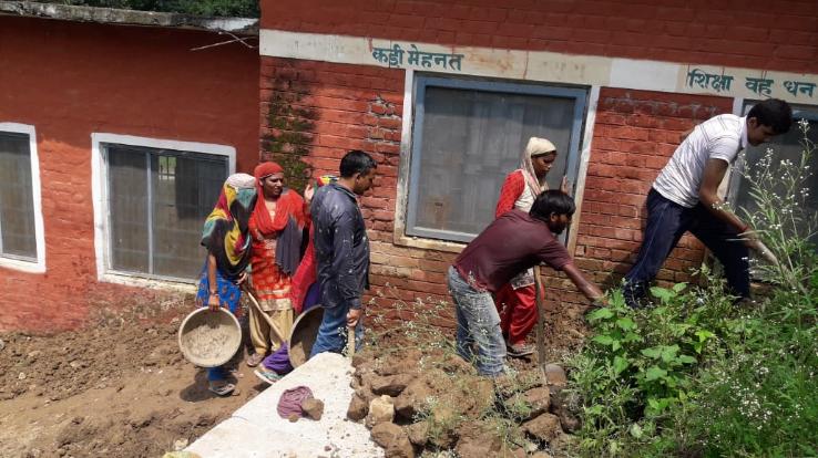 villagers-saved-school-building-from-collapsing