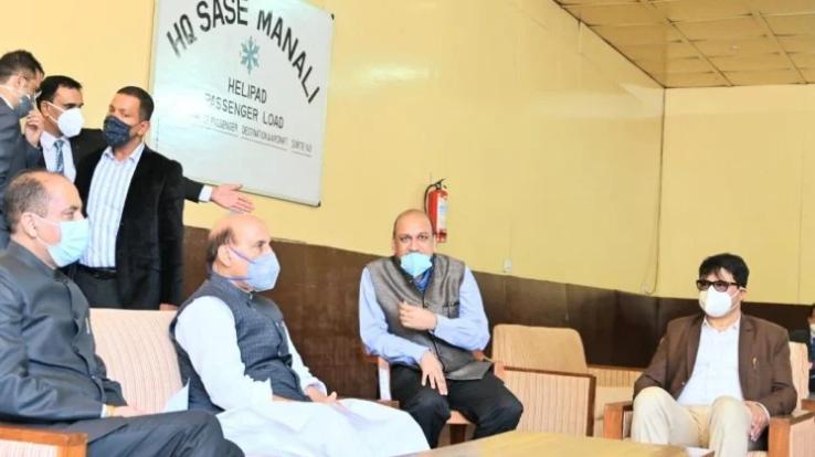 defense-minister-will-reach-manali-in-evening