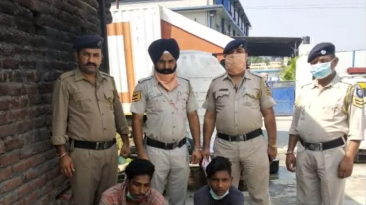 Puruwala-police-team-busts-thieves-7-mobiles-recovered 
