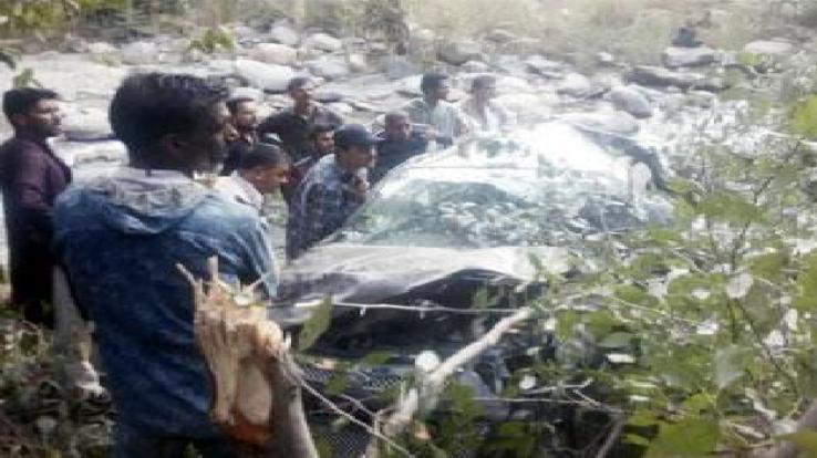 road-accident-in-chaupal-3-reported-dead