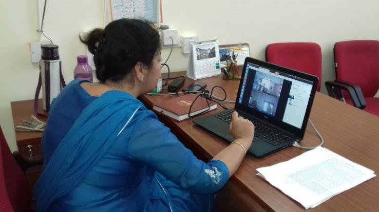 Legal-information-being-given-to-people-at-home