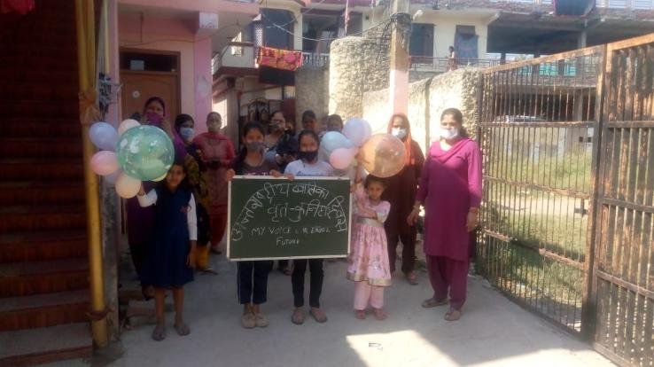  आंगन बॉडी केंद्र हाटकोट में मनाया गया अन्तराष्ट्रीय बालिका दिवस गया