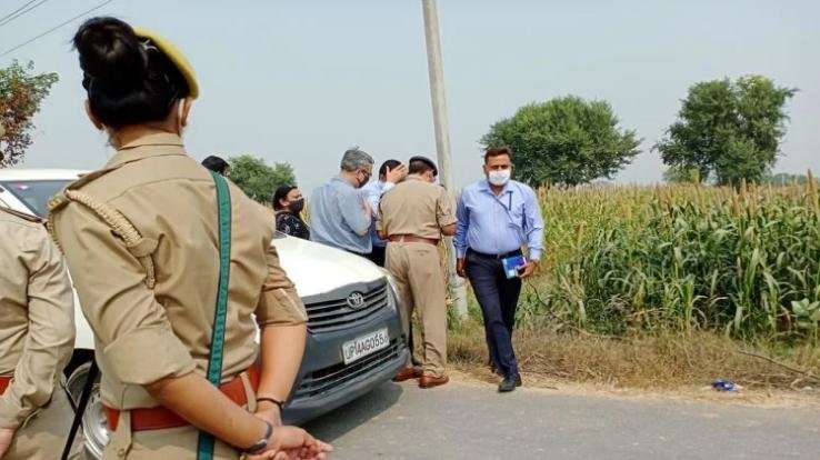 cbi-probe-into-hathras-case-team-reaches-victims-village