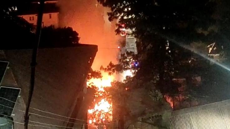 capital-hotel-in-shimla-caught-fire-3-rooms-burned