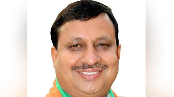 Animal-Husbandry-Minister-requested-to-upgrade-Veterinary-Hospital