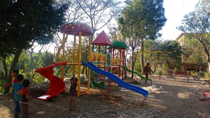 childrens-park-built-near-Saraswati-Vidya-Mandir