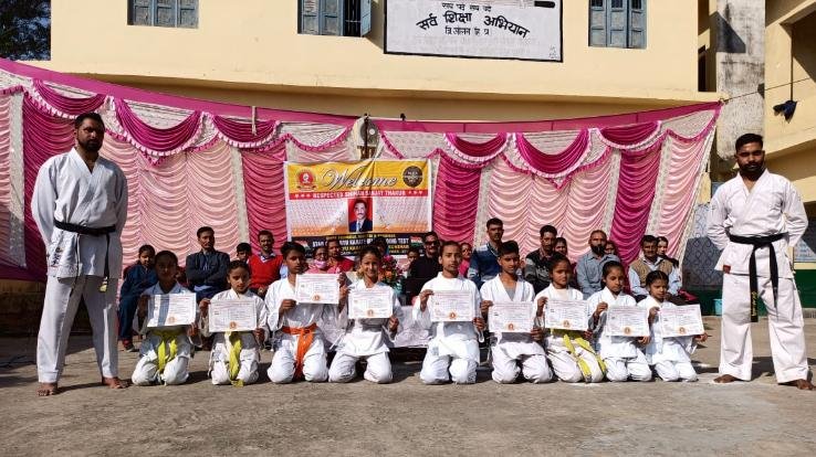 karate-grading-test-organized-in-nurpur