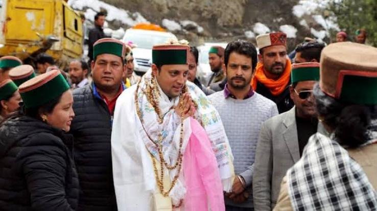 ashray-sharma-lashes-out-at-government-over-coronavirus