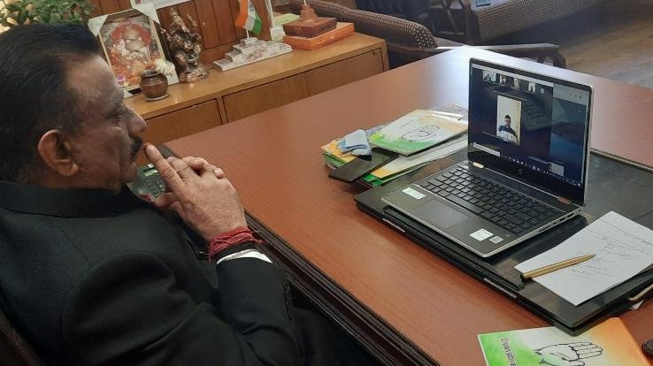 Kuldeep-Rathore-held-a-virtual-meeting-with-Sirmour-Congress