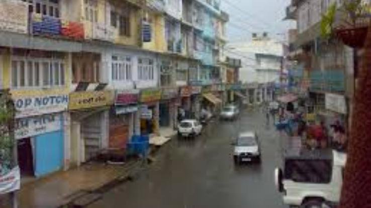 Permission-for-movement-of-vehicles-on-Solan-Mall-Road