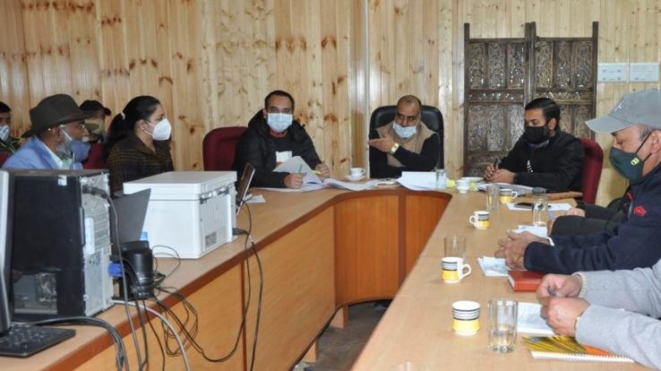 Emphasis-on-setting-up-plants-for-solid-and-liquid-waste-management