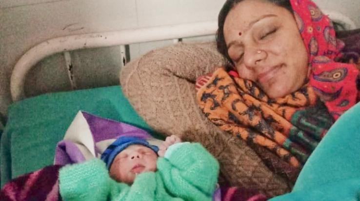 08 employees did successful delivery in ambulance 