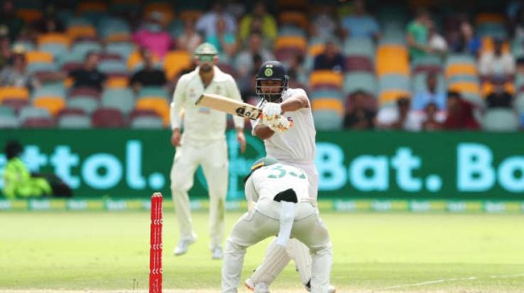 Pant-became-the-Indian-batsman-to-score-runs-in-the-lowest-innings