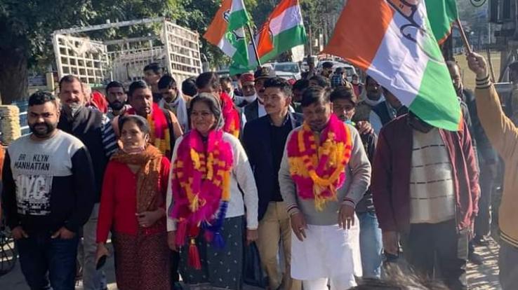 Sujanpur MC Congress-backed Veena Dhiman becomes president
