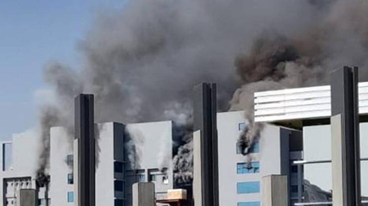 Massive-fire-breaks-out-at-Serum-Institute-Covishield-production-will-not-be-affected