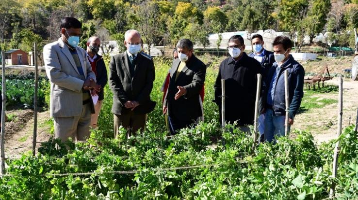 Chief Secretary visits UHF, lauds varsity for knowledge creation