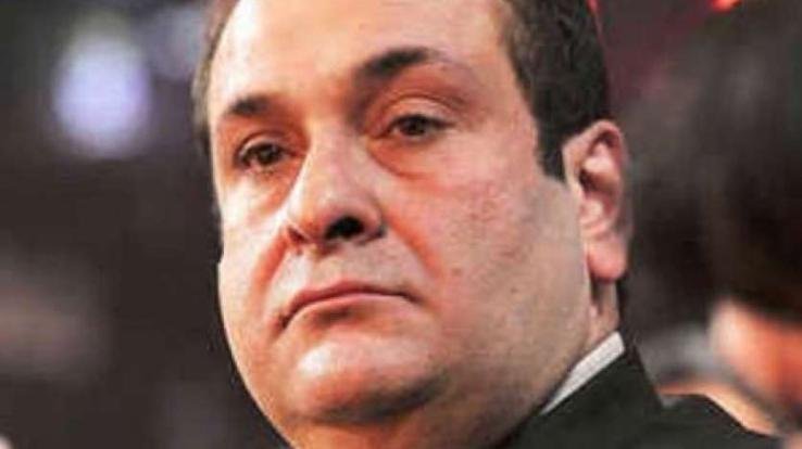  Bollywood-actor-and-filmmaker-Rajiv-Kapoor-says-goodbye