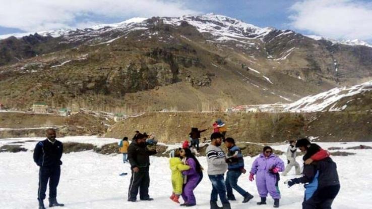 The doors of the Atal Tunnel, which has been closed since 6 January, opened to tourists on Sunday.