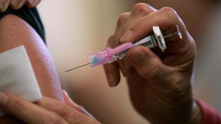 Vaccination of 295 persons under covid-19 vaccination program