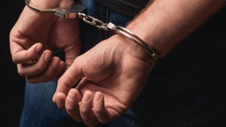 19-year-old man arrested with four kilo charas
