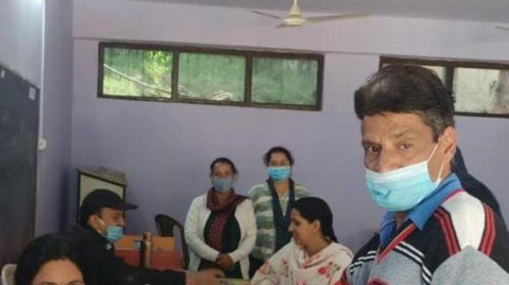 ग्राम पंचायत चण्डी, बरोटीवाला तथा जाबली में 244 व्यक्तियों की एनीमिया जांच