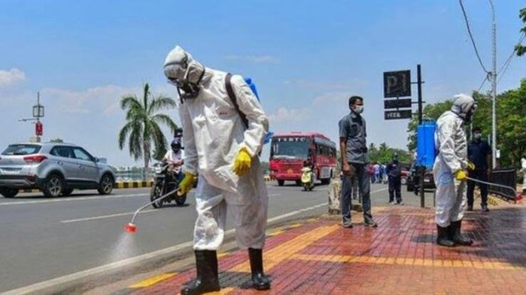 The danger of corona rising in the country, night curfew in many states including Maharashtra, Punjab, schools and colleges closed