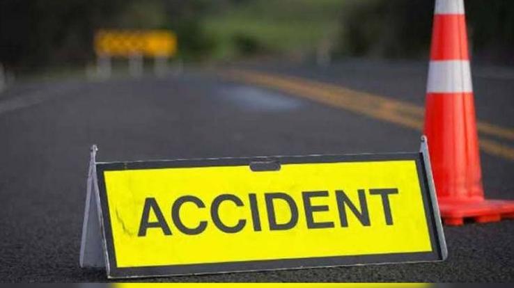 Shimla: 300 meters down the road in Shoghi, car falls in farm, 2 killed, 1 killed in Sunni car accident.