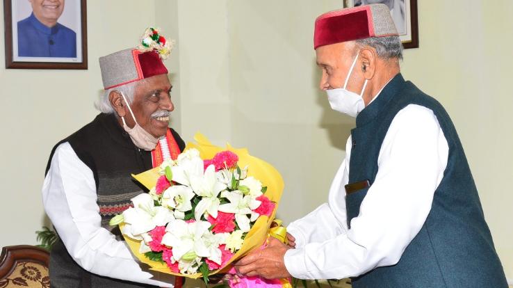 Dhumal will not do gossip in Fatehpur by-election