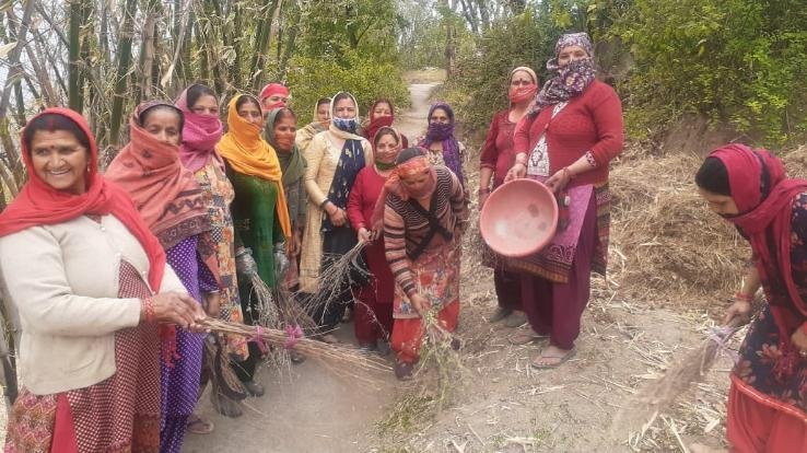 Cleanliness campaign organized in Gram Panchayat Davati