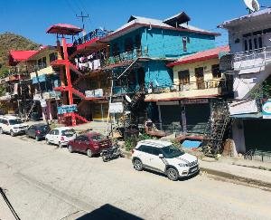 darlaghat-shops-remained-closed-25-april-2021